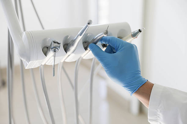 Professional Emergency Dentist technician working in Whitemarsh Island, GA